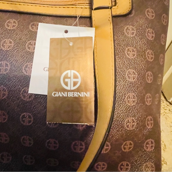 🎄SALE!! NWT Frisky, Fun Giani Bernini Christmas Holiday Tote & Matching Wallet!! - Picture 16 of 16